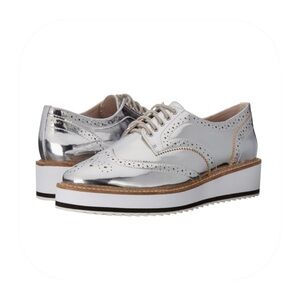 Shellys London size 9 Emma silver platform Oxford shoe